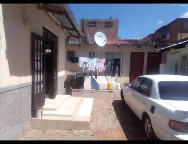 3 BEDROOM HOUSE FOR SALE IN BELLEVUE EAST